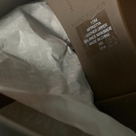 NIB Marc Fisher Leather Pastya Wedge Sandal, sz 10
